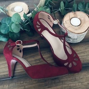 Burgundy 1920’s style t-strap heels
